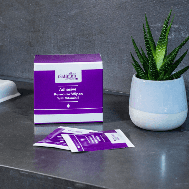Platinum with Vitamin E Adhesive Remover Wipes